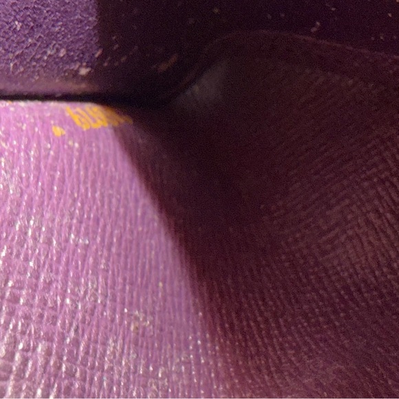 ⭐️⭐️Louis Vuitton Yellow Epi Leather 6-Ring Key-holder Wallet - Picture 12 of 15